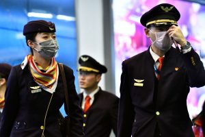 Стюардесса в маске