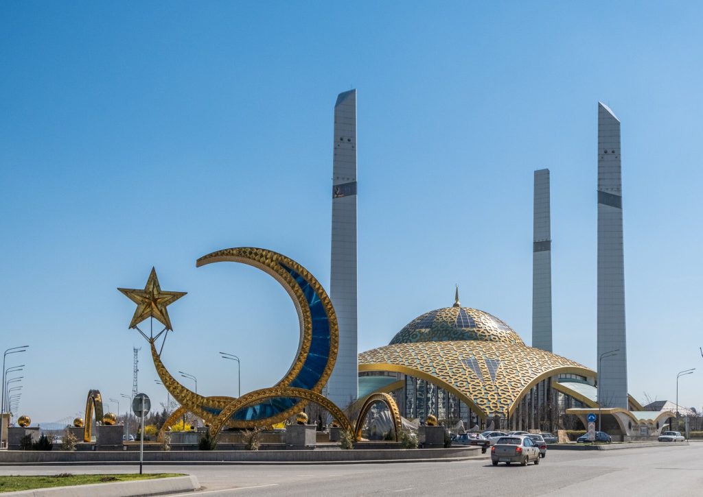 Мечеть Сердце матери в Аргуне Чечня хай тек