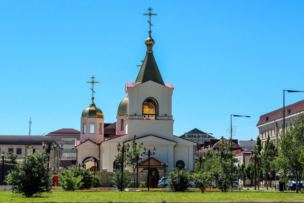 Церковь Михаила Архангела Грозный Чечня красивые фото