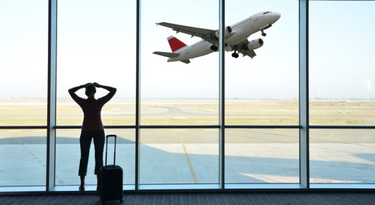 опаздываешь на самолет